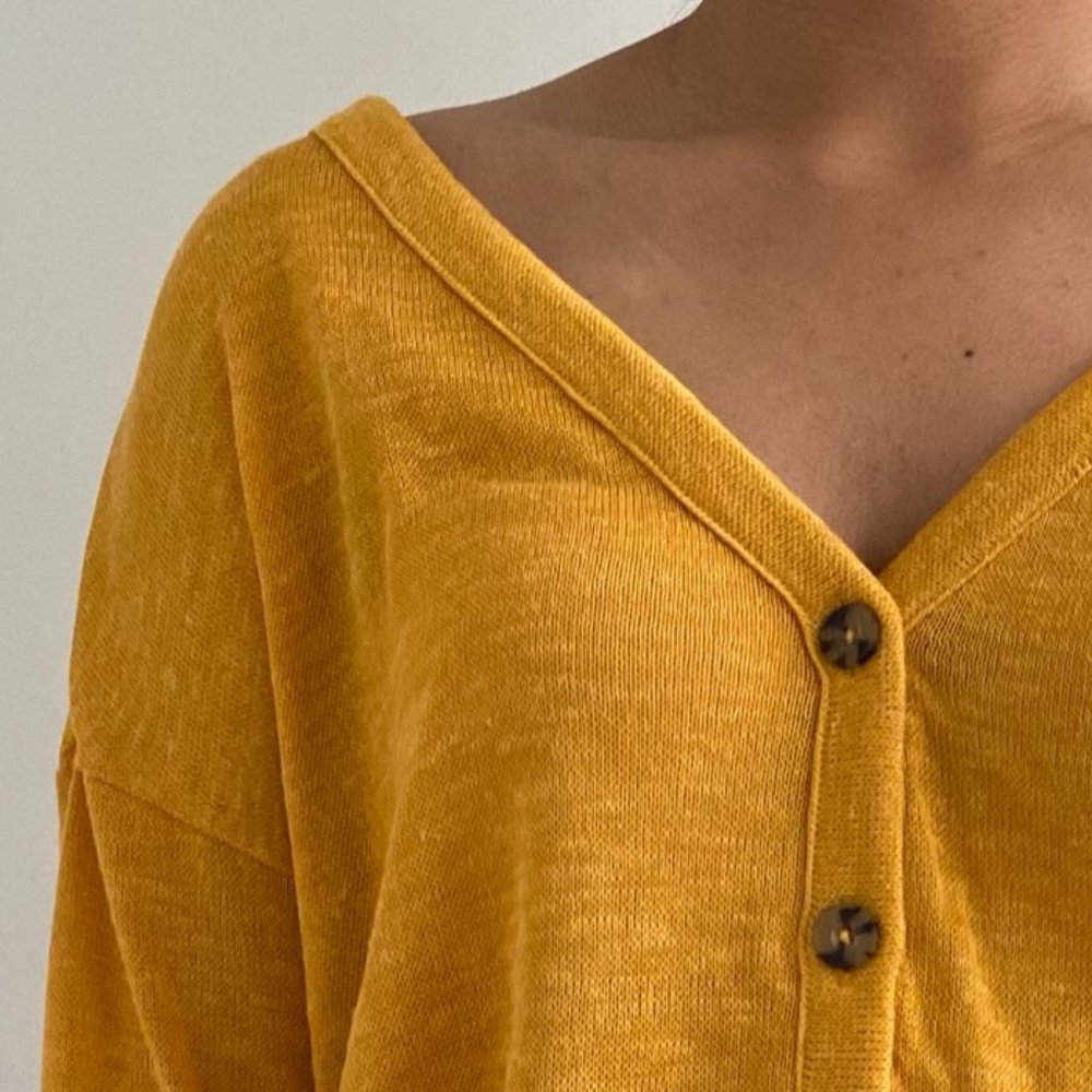 H&M Loose Knit Top - Picture 2 of 6
